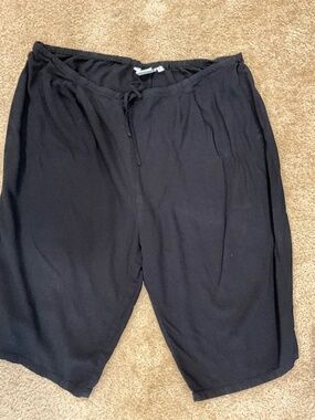Yazdi black rayon short, XL